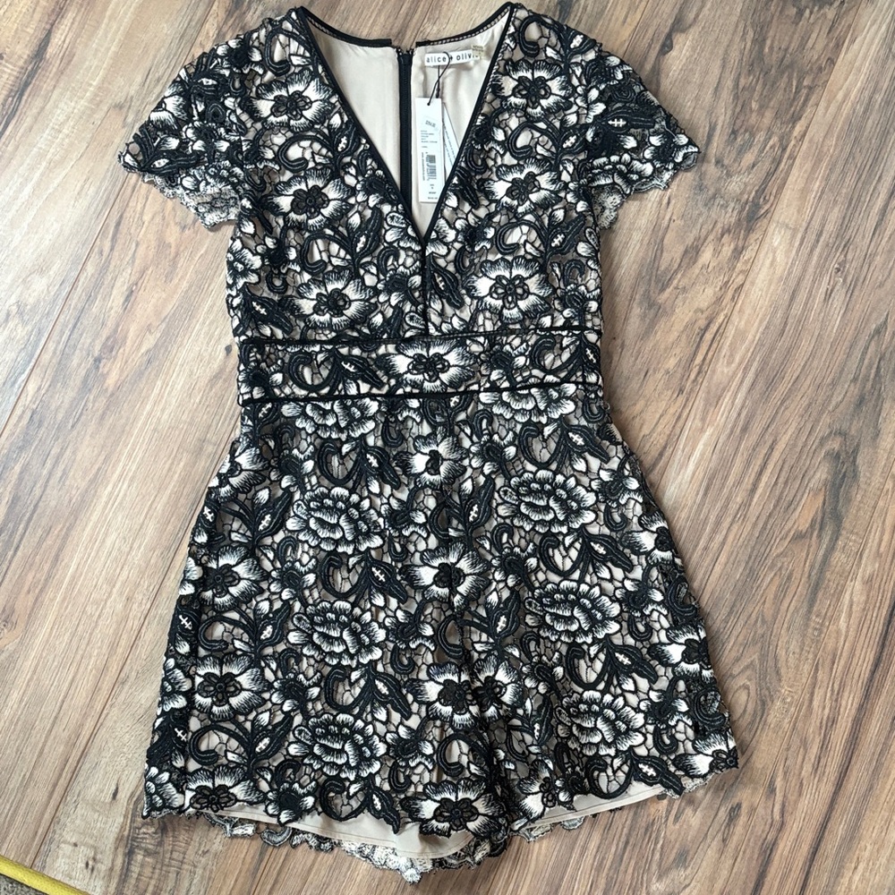 Alice + Olivia Black and Cream Lace Dress